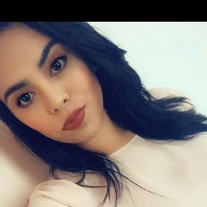 Meet your Posher, Mayra